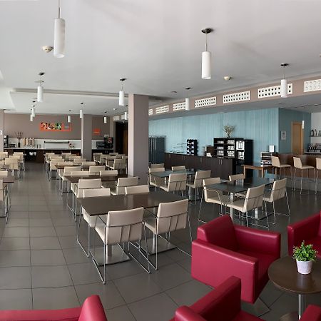 Holiday Inn Express Vitoria By Ihg Ngoại thất bức ảnh