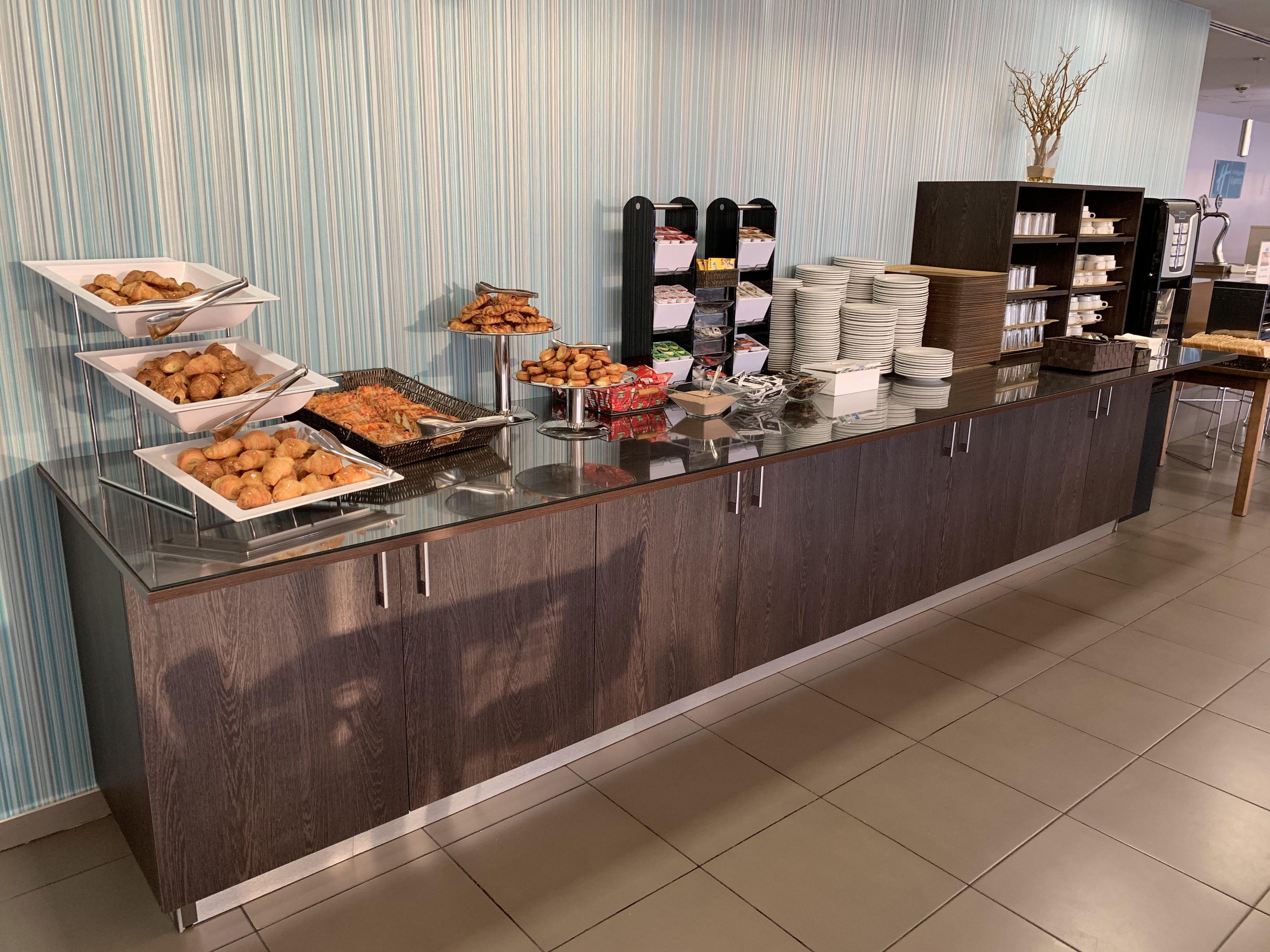 Holiday Inn Express Vitoria By Ihg Ngoại thất bức ảnh
