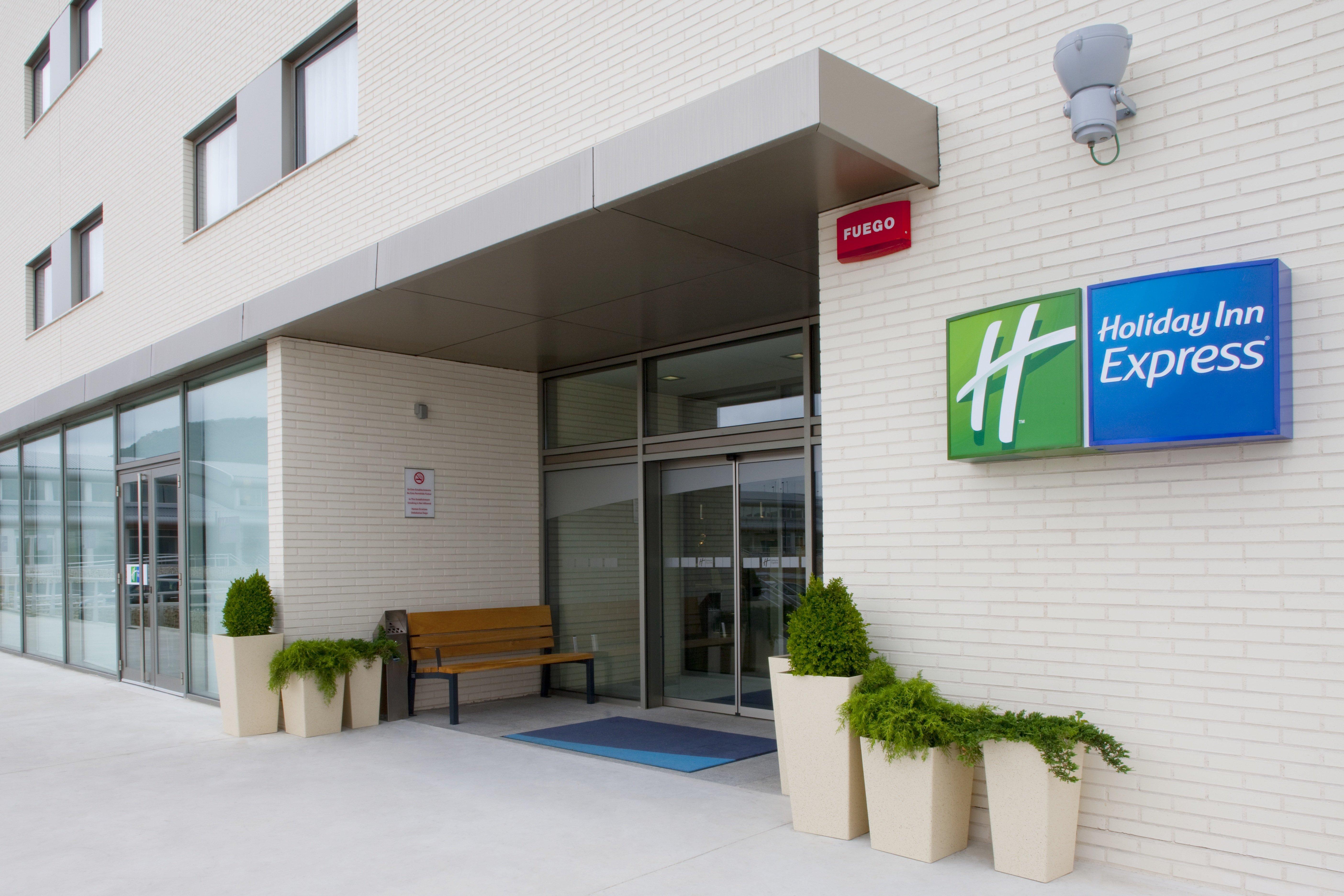 Holiday Inn Express Vitoria By Ihg Ngoại thất bức ảnh