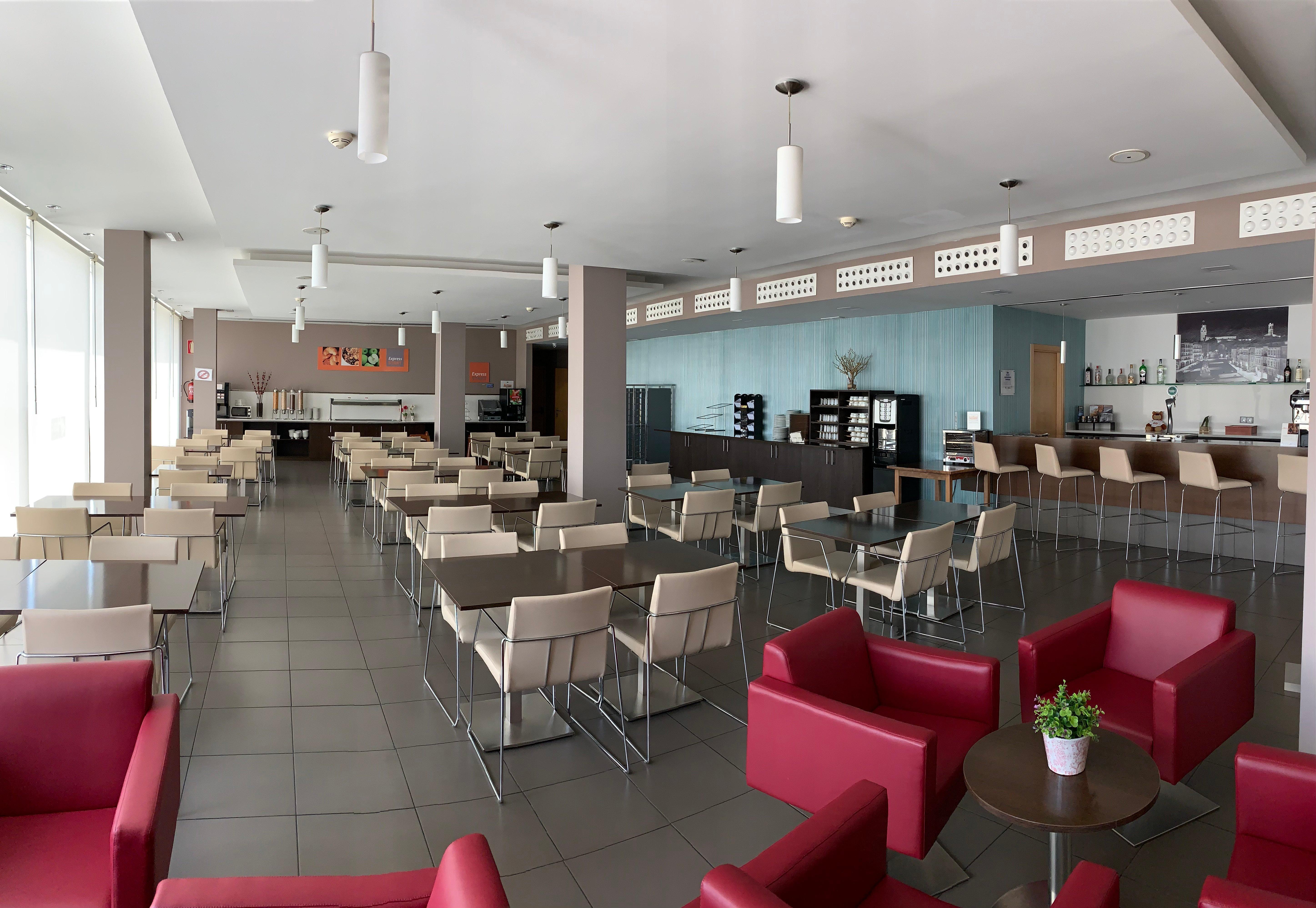 Holiday Inn Express Vitoria By Ihg Ngoại thất bức ảnh