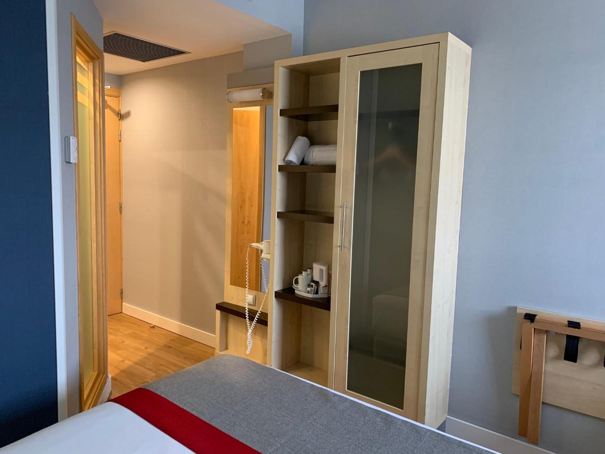 Holiday Inn Express Vitoria By Ihg Ngoại thất bức ảnh