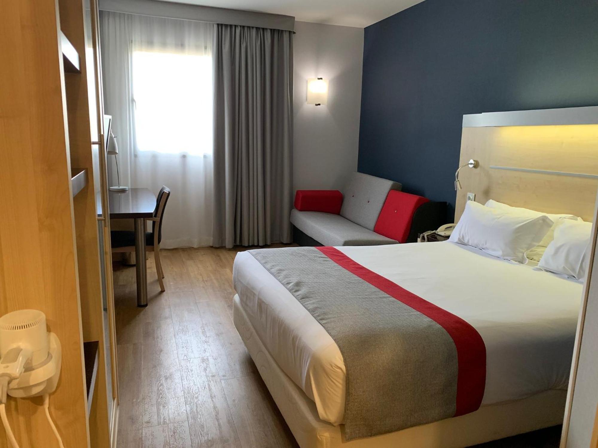 Holiday Inn Express Vitoria By Ihg Ngoại thất bức ảnh