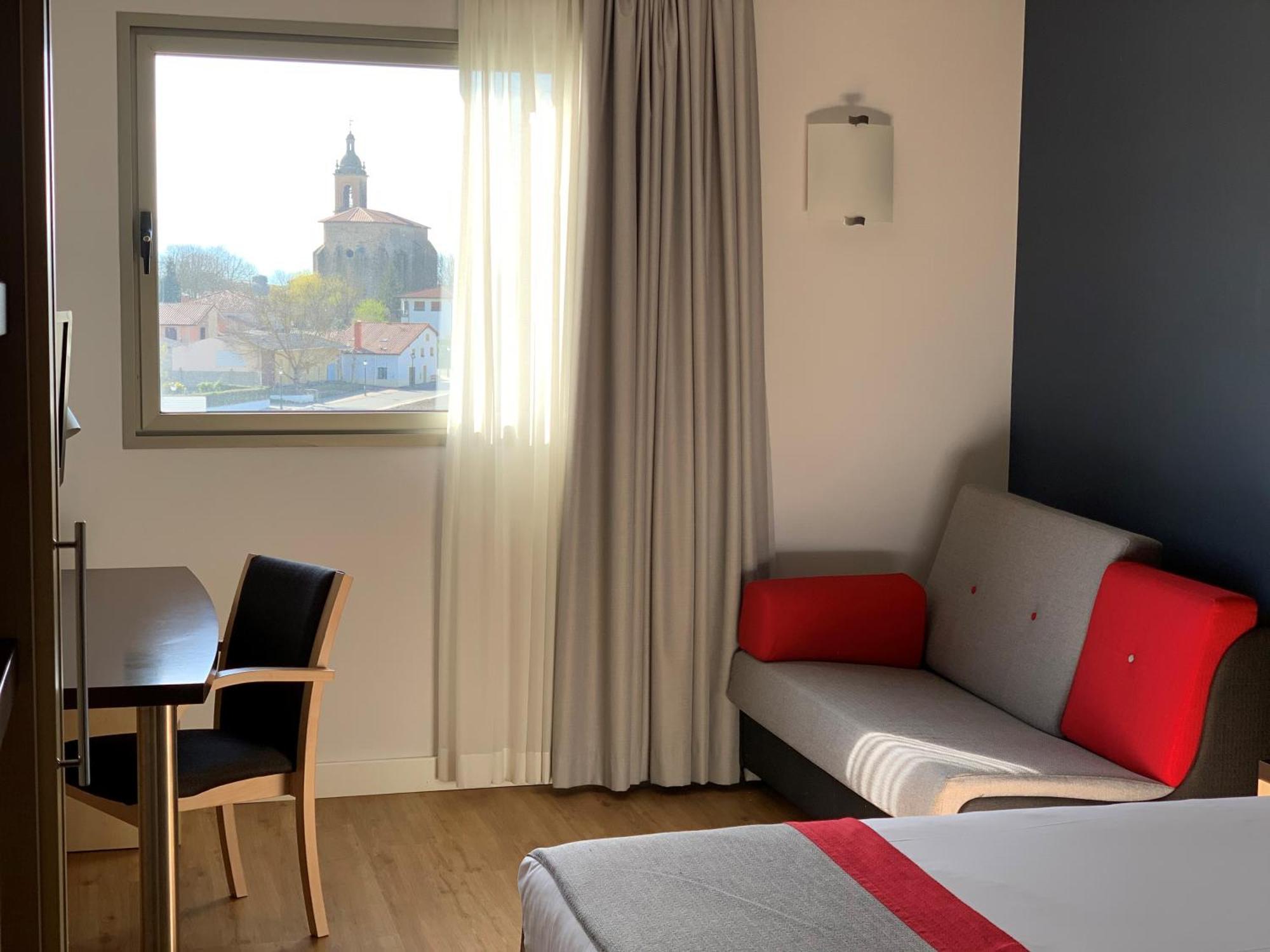 Holiday Inn Express Vitoria By Ihg Ngoại thất bức ảnh