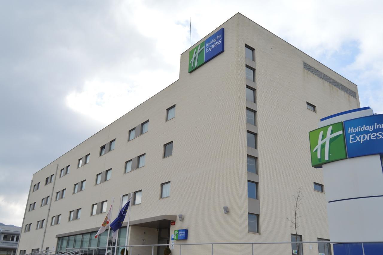 Holiday Inn Express Vitoria By Ihg Ngoại thất bức ảnh