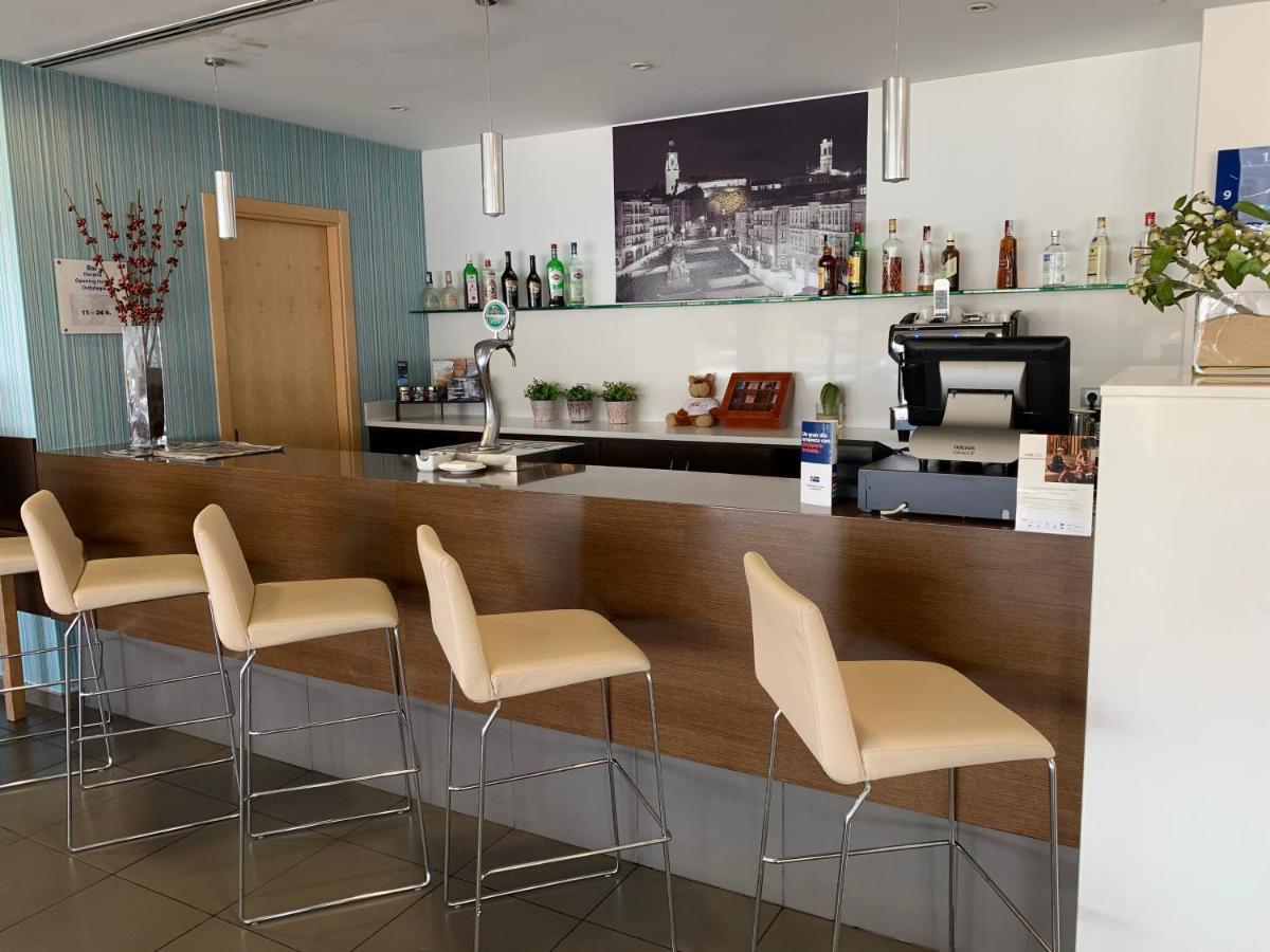Holiday Inn Express Vitoria By Ihg Ngoại thất bức ảnh